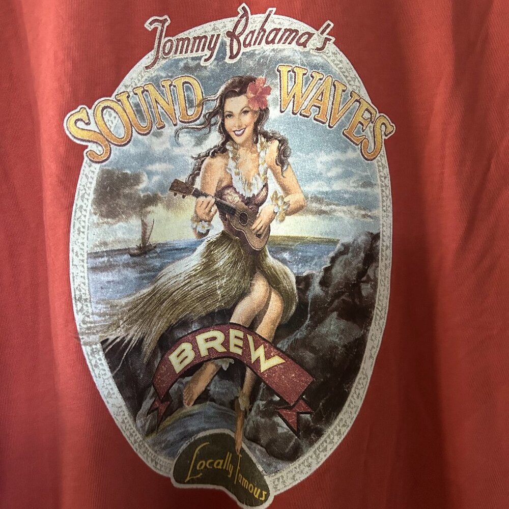 Men's Size Large Tommy Bahama T-shirt